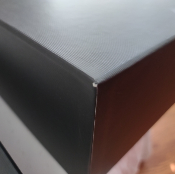 Authentic Gucci Shoebox - Picture 5 of 8